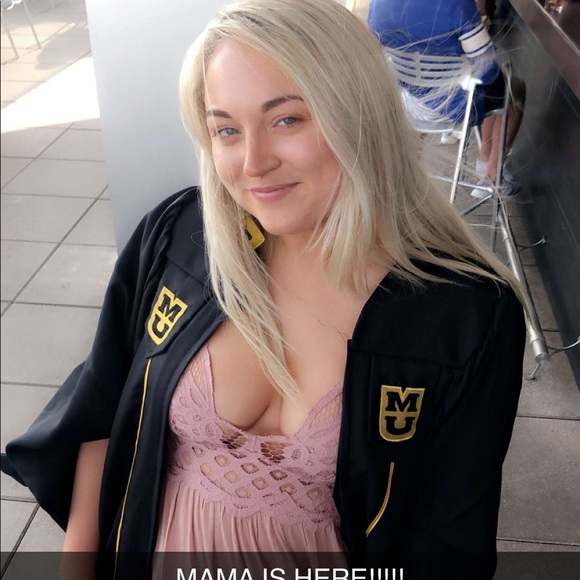 Wore this dress once on my graduation. Very flattering on chest & legs. - Picture 1 of 6